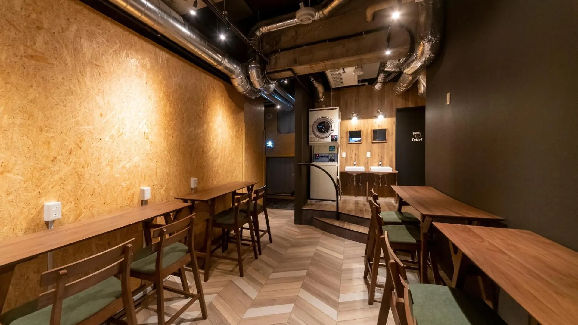 ** Capsule hotel Eegee Stay Kamata Tokyo Japan