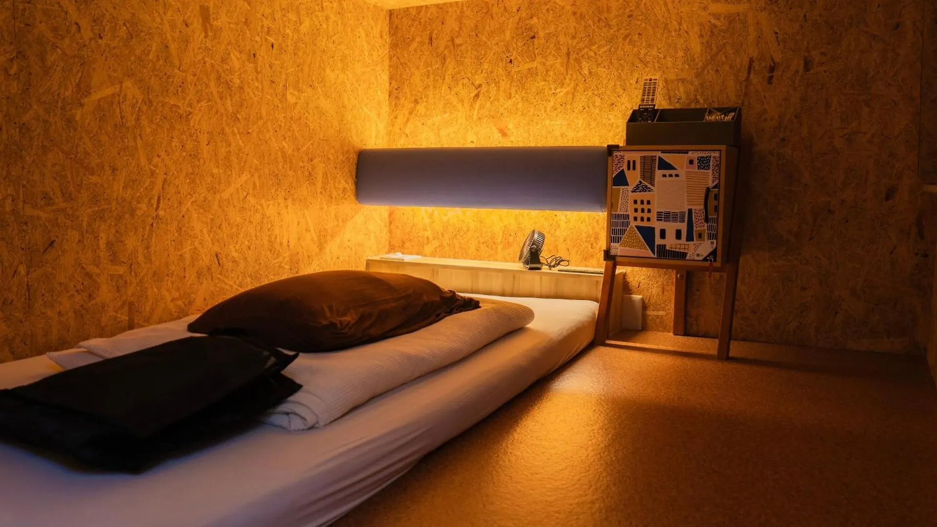 Eegee Stay Kamata Tokyo Capsule hotel